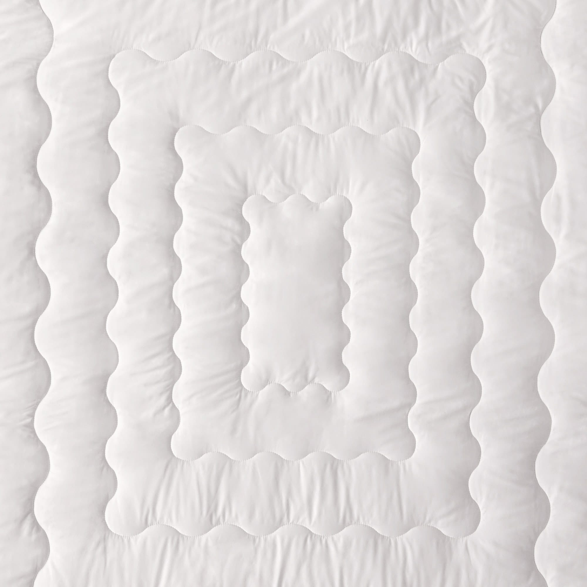 MiniJunior EveryNight Quilt detail - thumbnail #4