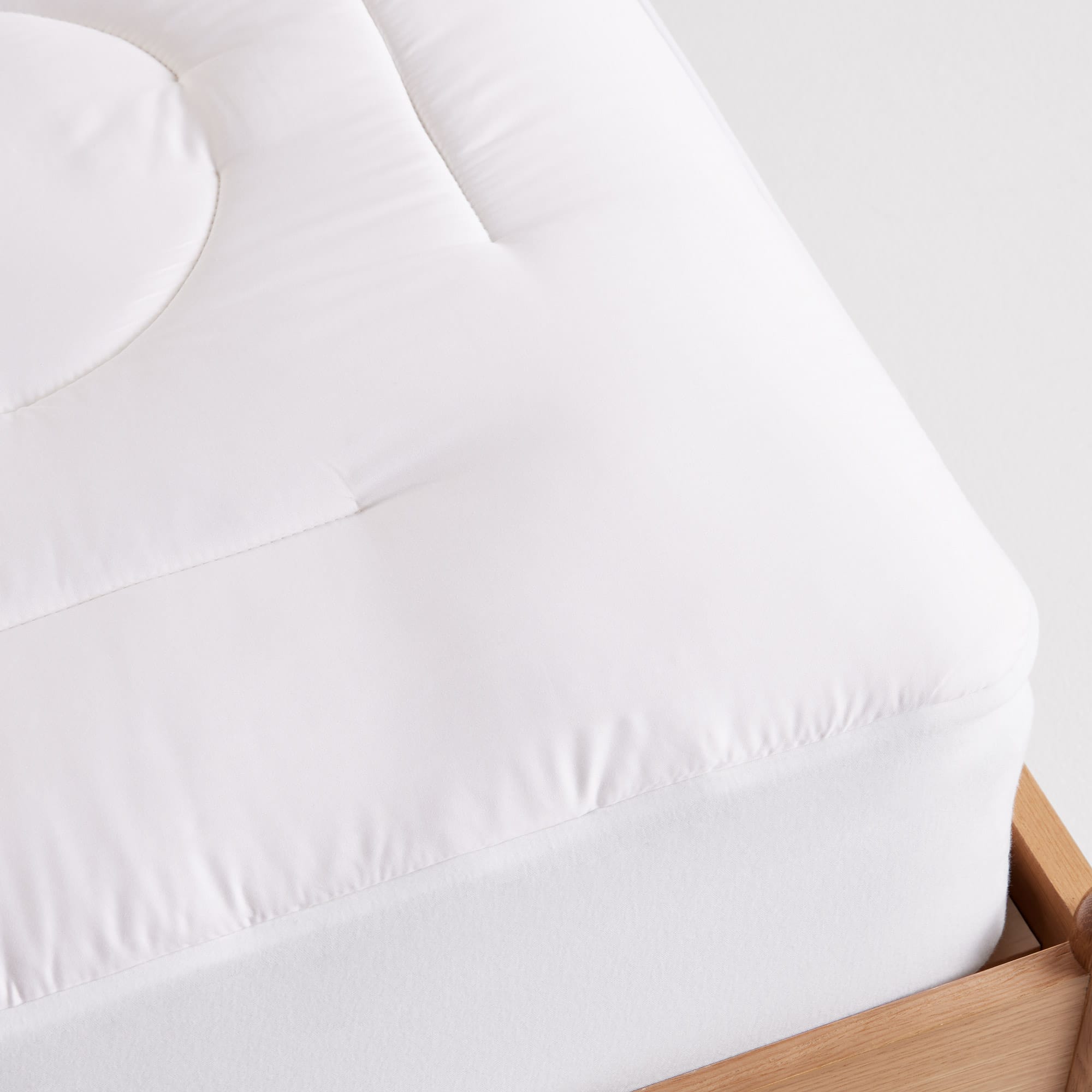 Sleep Restore Mattress Topper cotton detail side - thumbnail #4