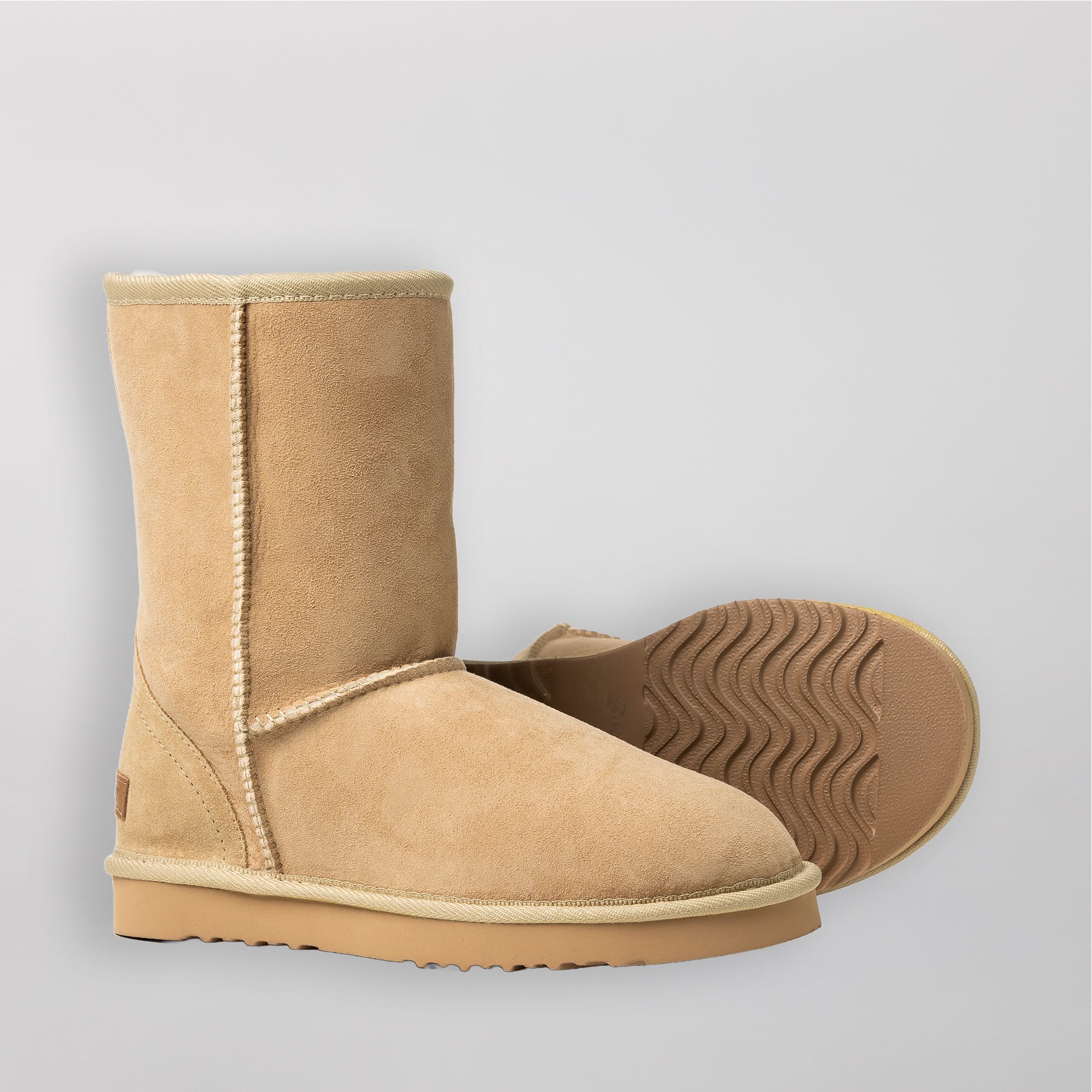 Classic Lo Ugg Boots