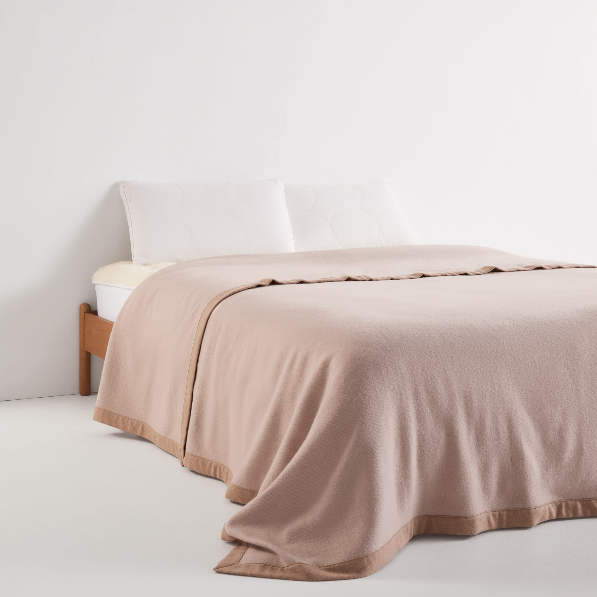 Henley Merino Blanket — Almond