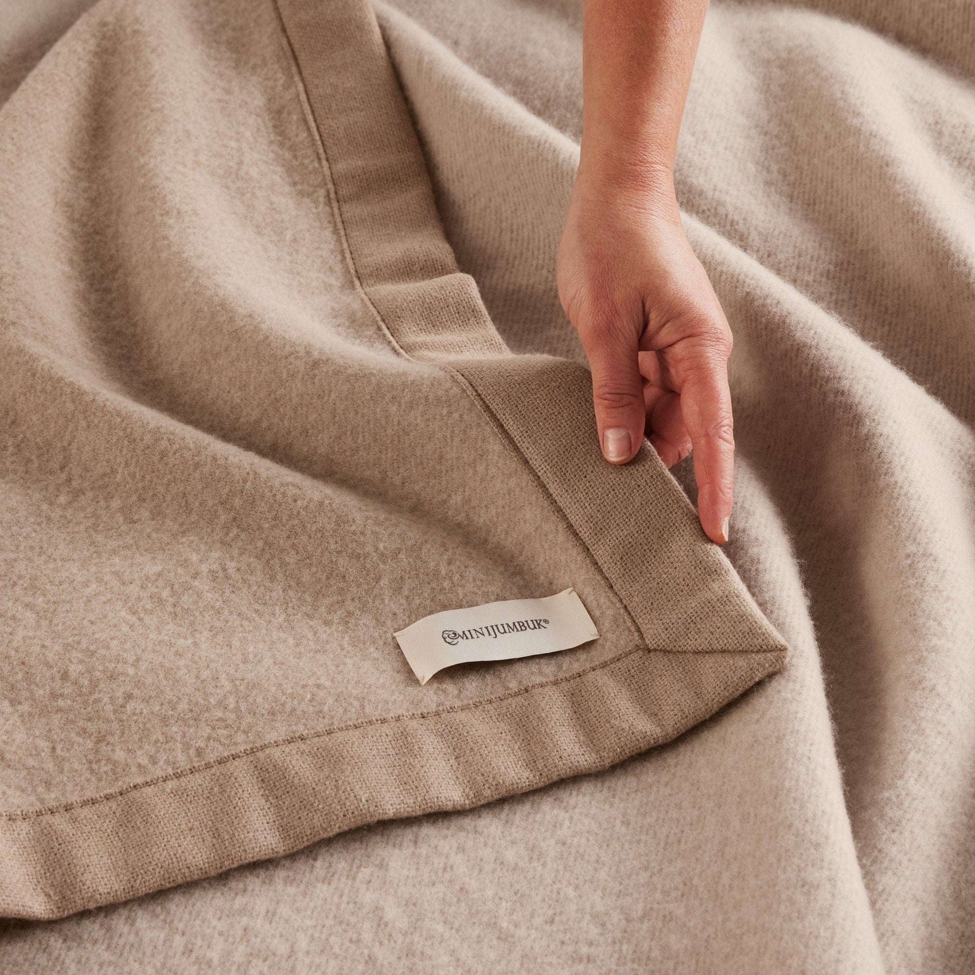 Henley Blanket fawn detail - thumbnail #2
