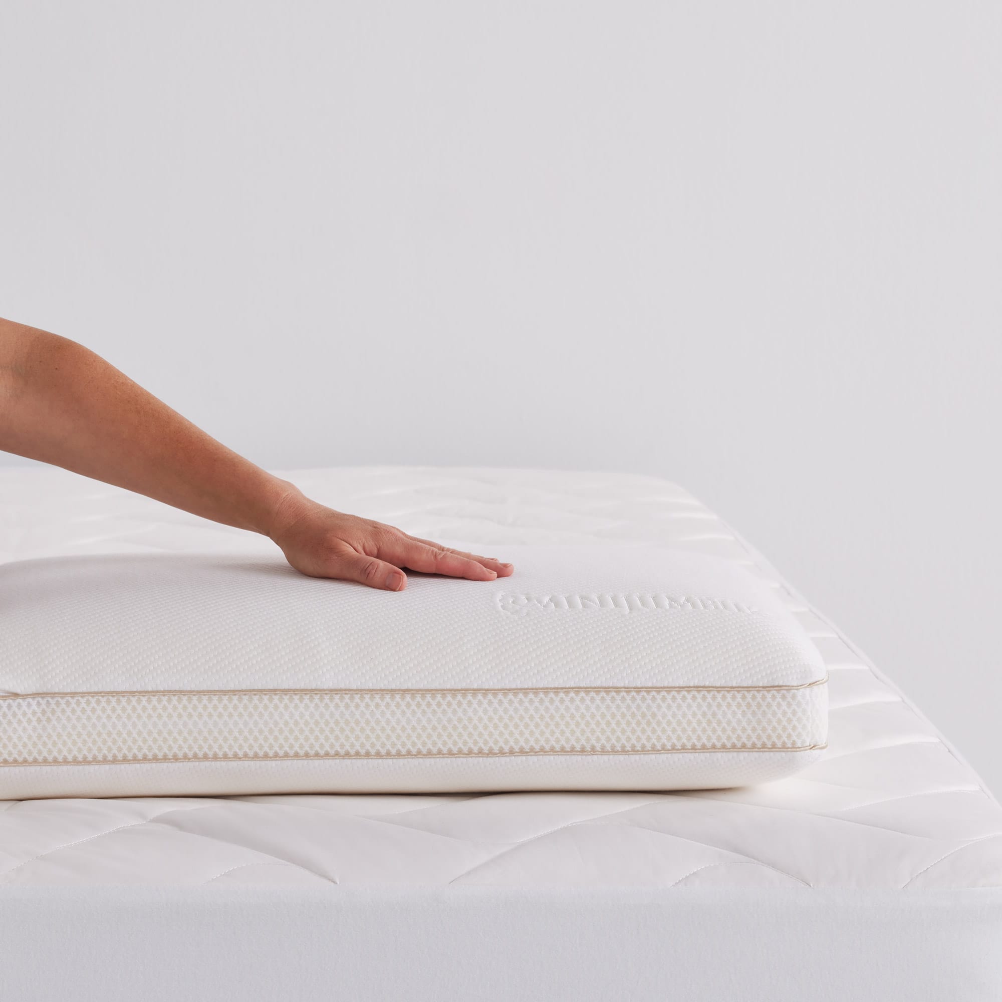 MemorySupport_Pillow_Tencel high pillow and hand pressure - thumbnail #13